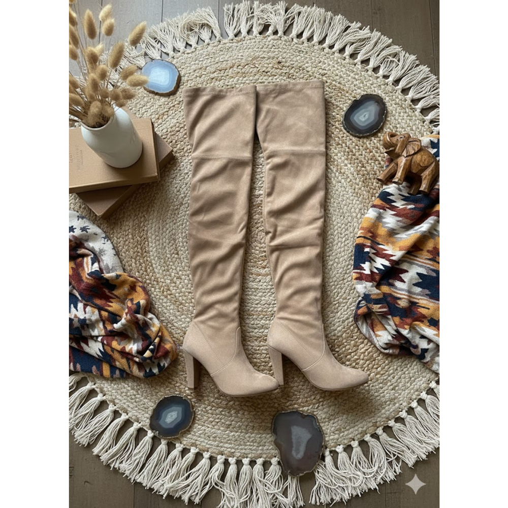 Chase & Chloe Tan Suede Over The Knee Boots Block Heel Size 8